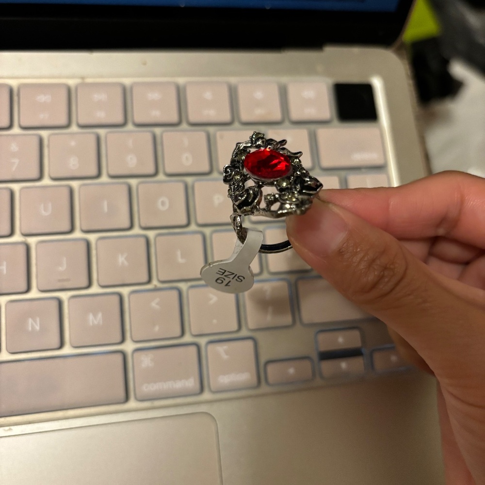 Vintage Rings - Picture 4 of 4